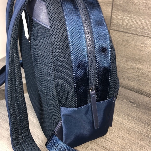 TOMMY HILFIGER NEVA BAKCPACK NAVY BAG main image 6
